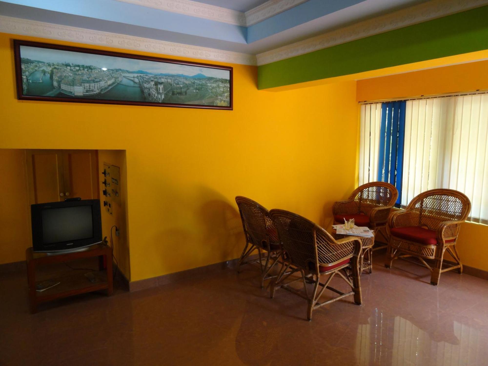 Hotel Thushara Ковалам Экстерьер фото