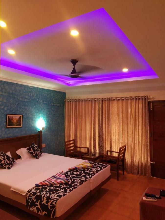 Hotel Thushara Ковалам Экстерьер фото